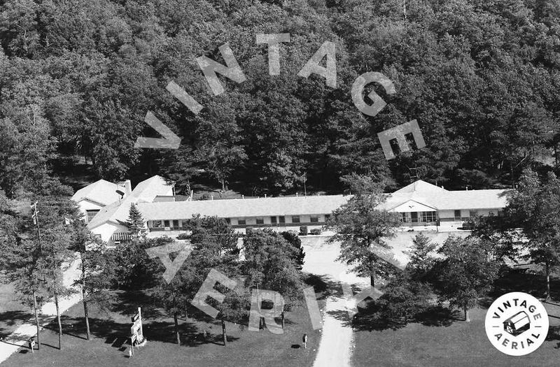 Wagon Wheel Motel (Ulchs Motel) - Historical Aerial